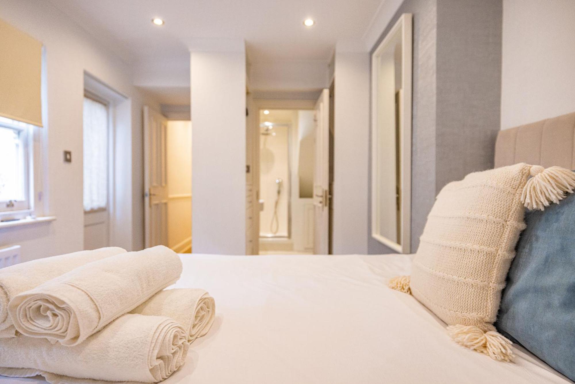 Gorgeous 3 B Edroom Home In Little Venice Londra Esterno foto