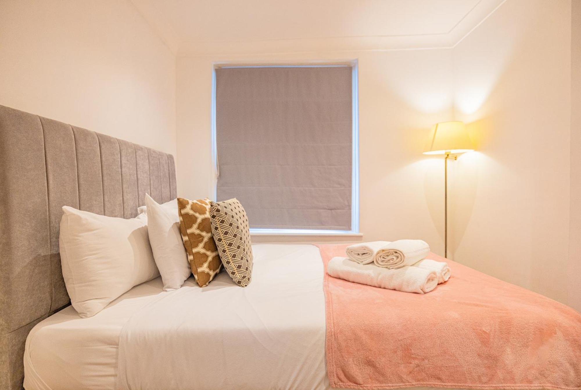 Gorgeous 3 B Edroom Home In Little Venice Londra Esterno foto